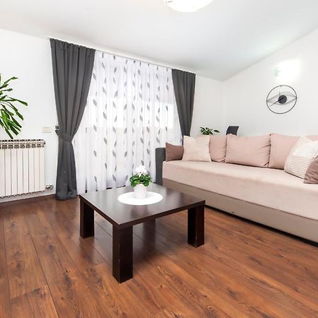 Mate & Mira Apartamento Rovinj Exterior foto