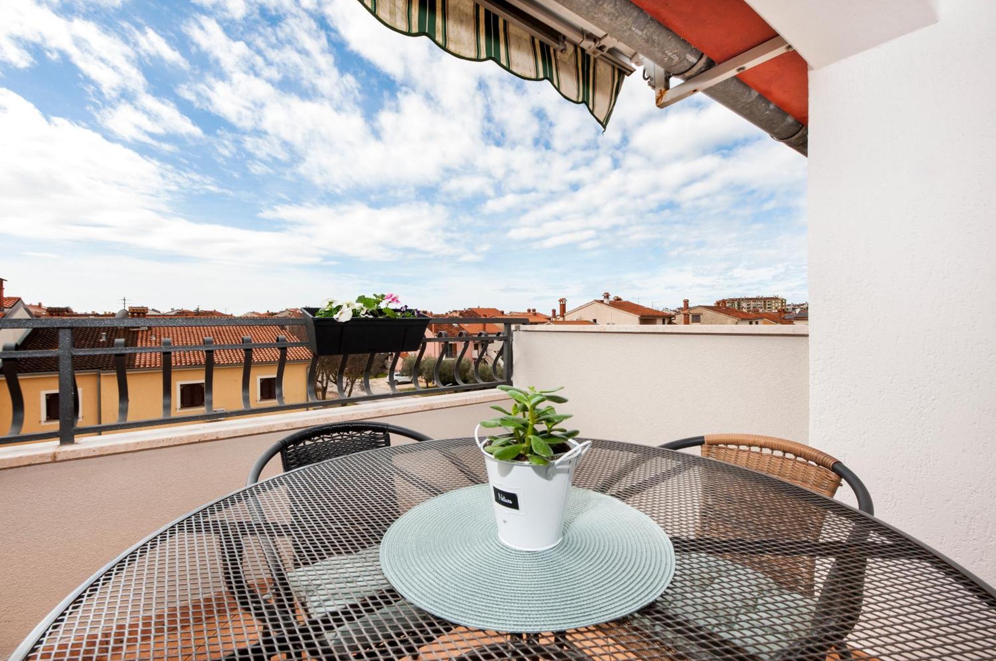 Mate & Mira Apartamento Rovinj Exterior foto