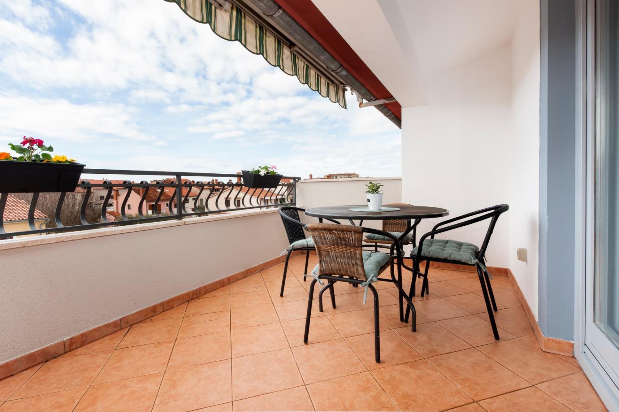 Mate & Mira Apartamento Rovinj Exterior foto