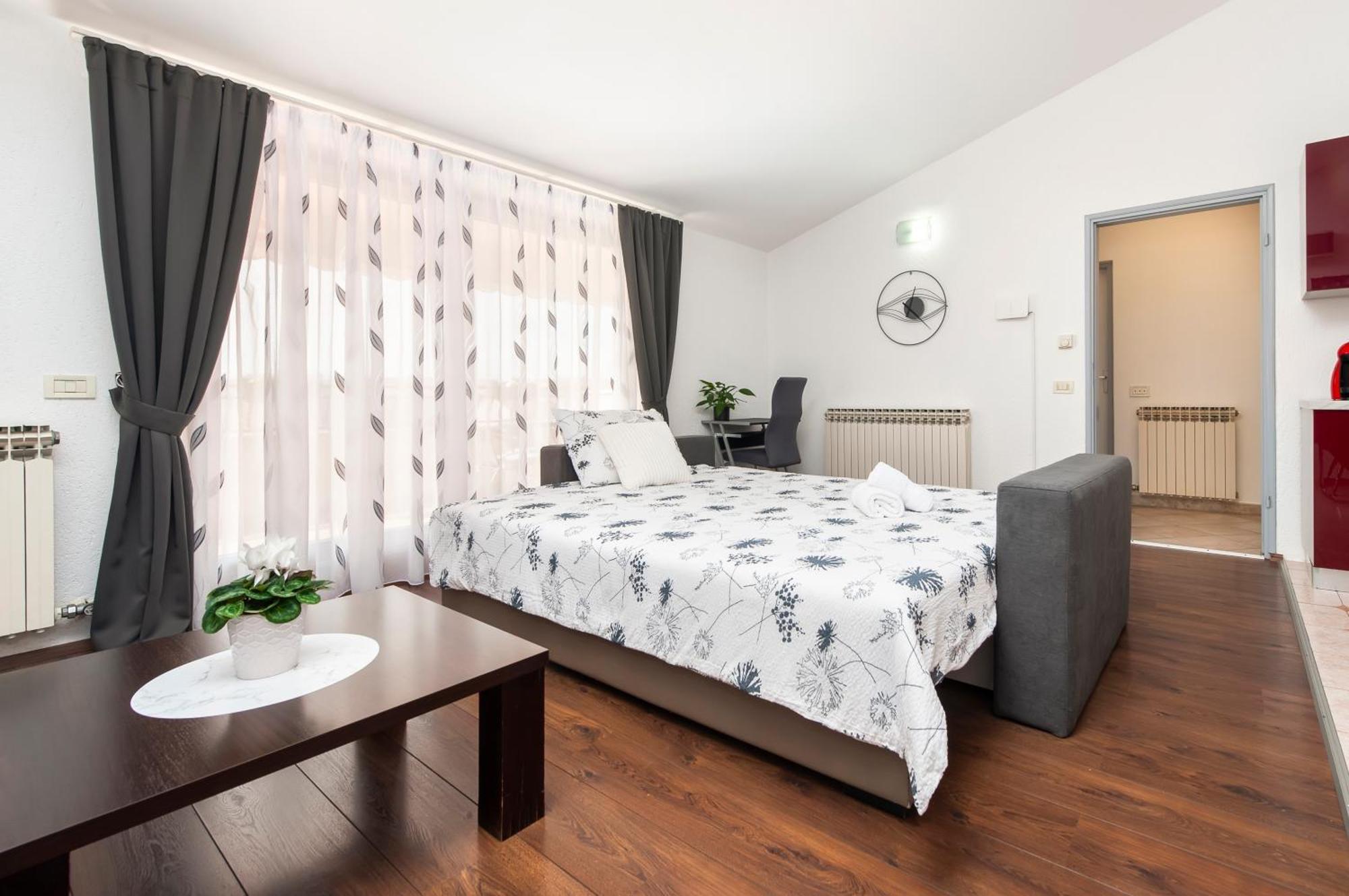 Mate & Mira Apartamento Rovinj Exterior foto